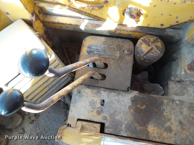 image for item L5535 1976 Caterpillar 980B wheel loader