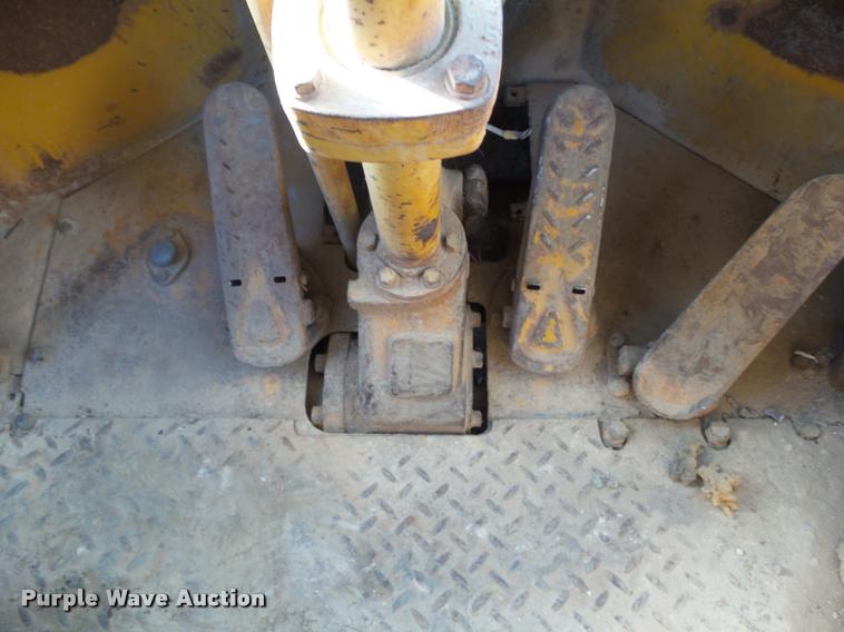 image for item L5535 1976 Caterpillar 980B wheel loader