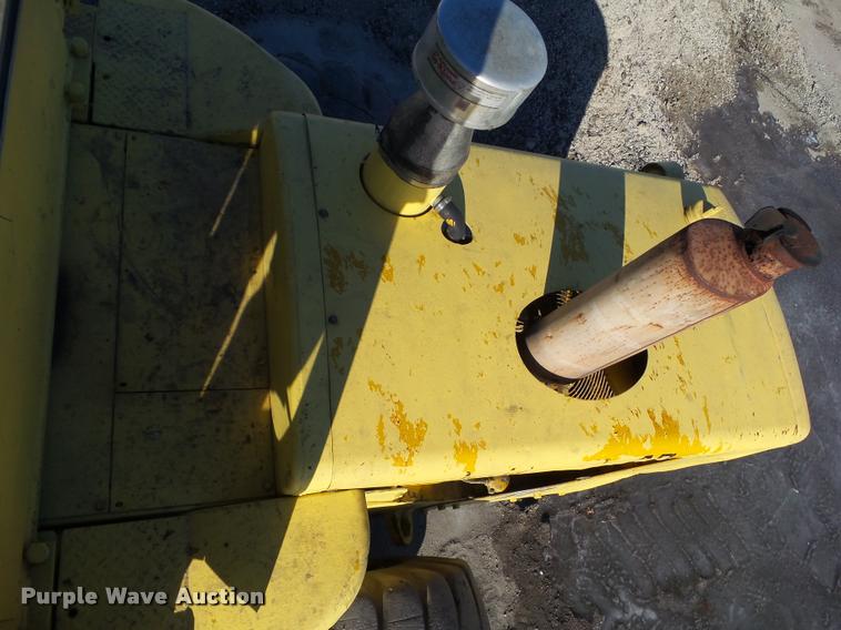 image for item L5535 1976 Caterpillar 980B wheel loader