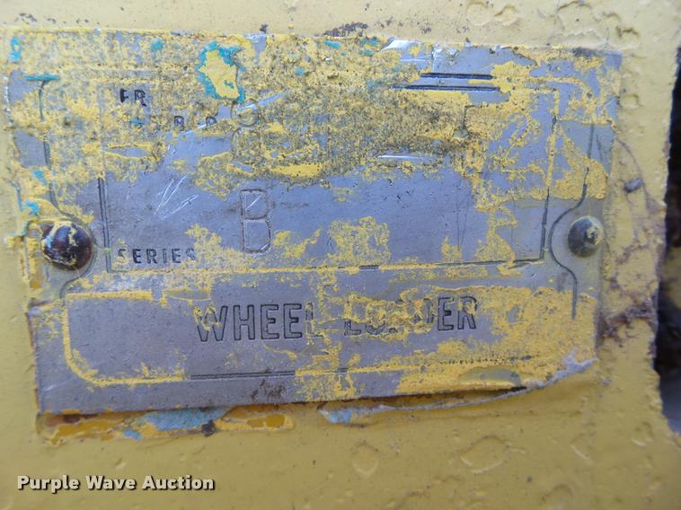 image for item L5535 1976 Caterpillar 980B wheel loader