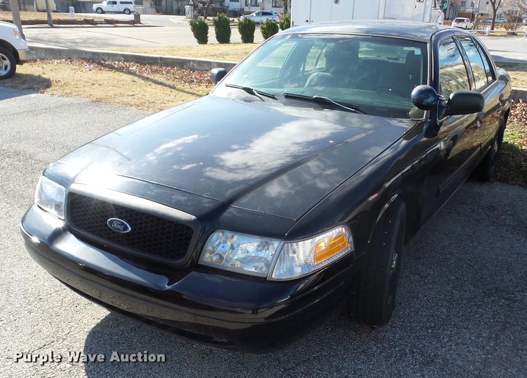 image for item AG9285 2009 Ford Crown Victoria Police Interceptor