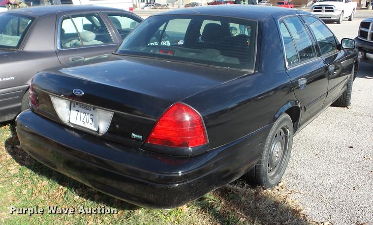 image for item AG9285 2009 Ford Crown Victoria Police Interceptor