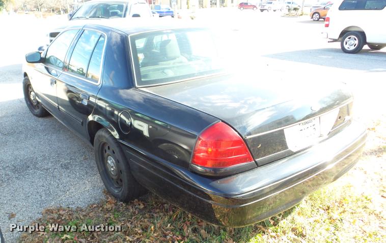 image for item AG9285 2009 Ford Crown Victoria Police Interceptor