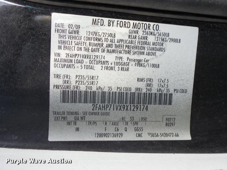 image for item AG9285 2009 Ford Crown Victoria Police Interceptor