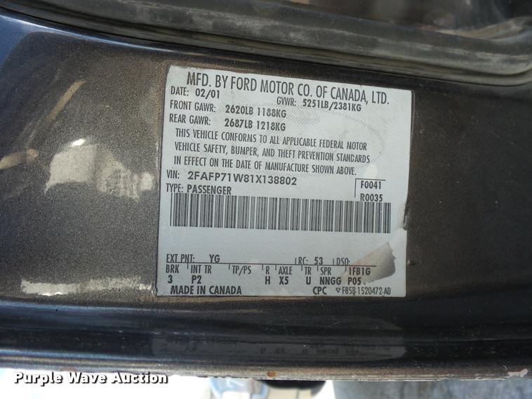 image for item AG9286 2001 Ford Crown Victoria Police Interceptor