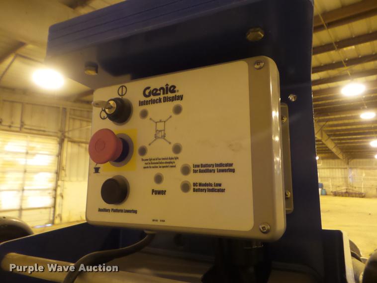 image for item AP9557 1999 Genie AWP-25S man lift