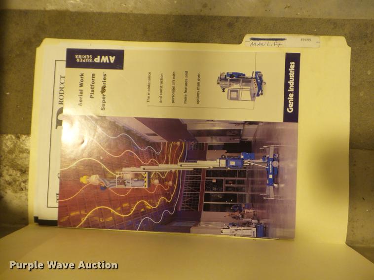 image for item AP9557 1999 Genie AWP-25S man lift