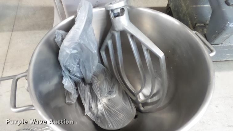 image for item BU9042 Hobart H600T mixer