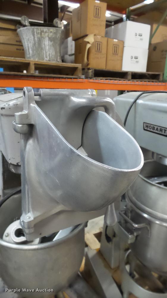image for item BU9047 Hobart D300 mixer