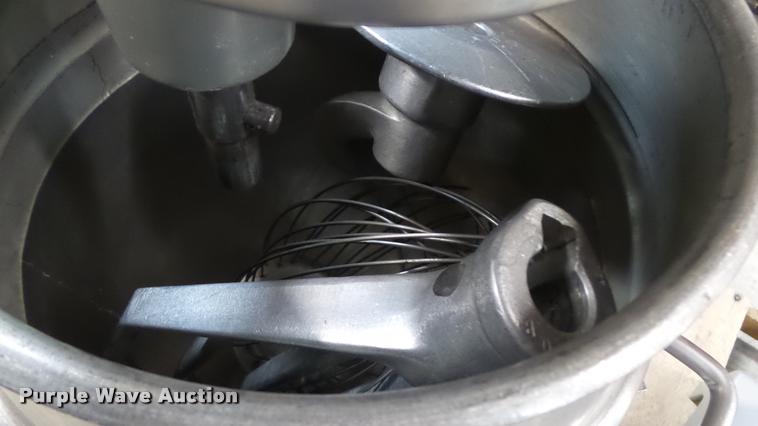 image for item BU9048 Hobart D300 mixer