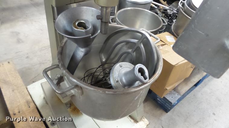 image for item BU9050 Hobart D300 mixer