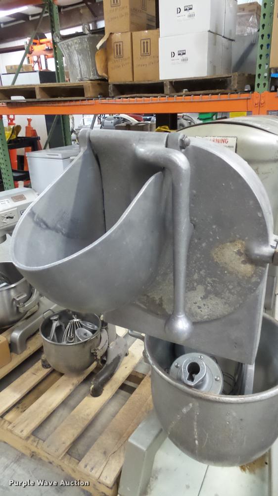 image for item BU9050 Hobart D300 mixer