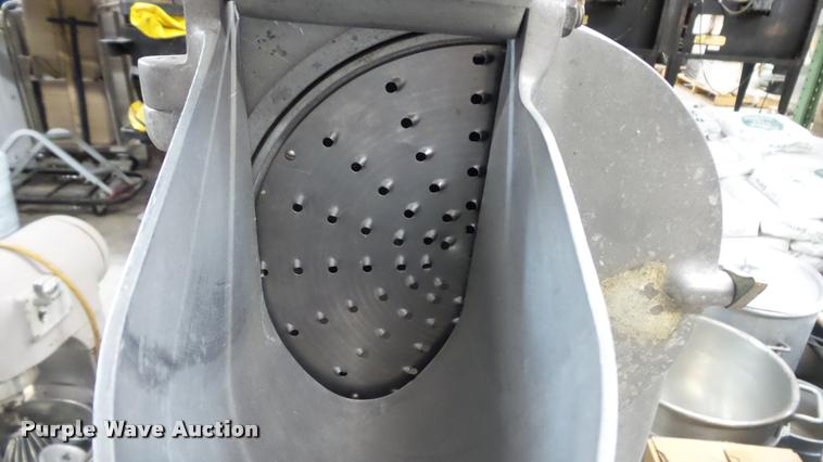 image for item BU9050 Hobart D300 mixer