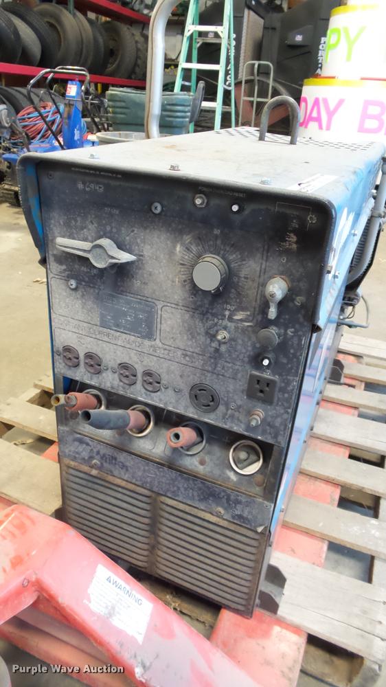 image for item BU9082 Miller AC/DC welder generator