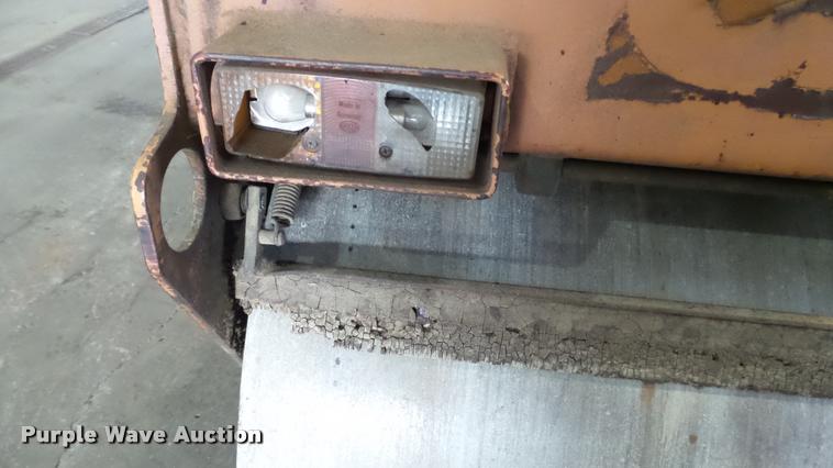 image for item BU9115 Case 252 double drum roller