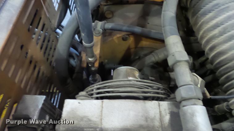 image for item BU9115 Case 252 double drum roller