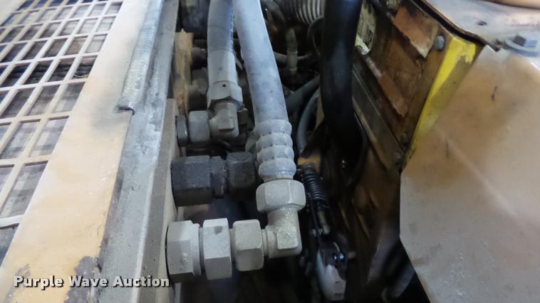 image for item BU9115 Case 252 double drum roller