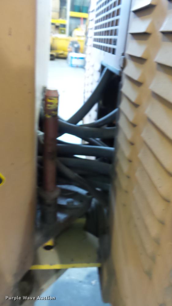 image for item BU9115 Case 252 double drum roller