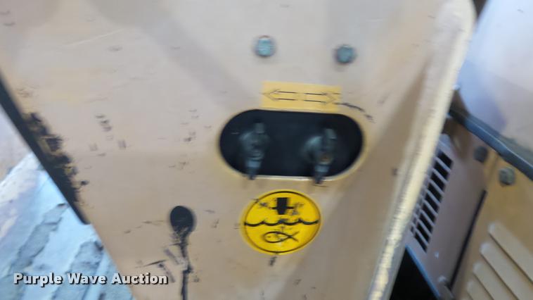 image for item BU9115 Case 252 double drum roller