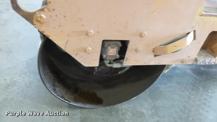 image for item BU9115 Case 252 double drum roller