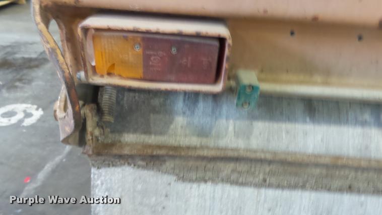 image for item BU9115 Case 252 double drum roller