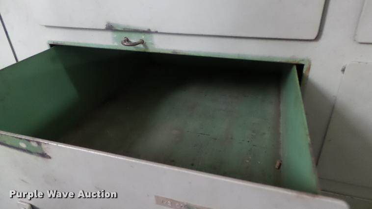 image for item BU9159 Metal storage cabinet