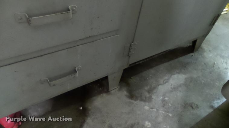 image for item BU9159 Metal storage cabinet