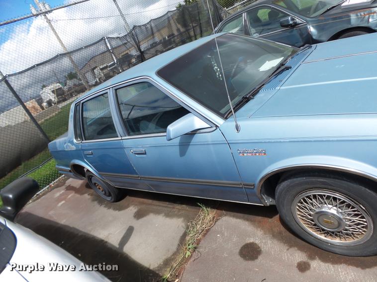 image for item BZ9520 1988 Oldsmobile Cutlass Ciera