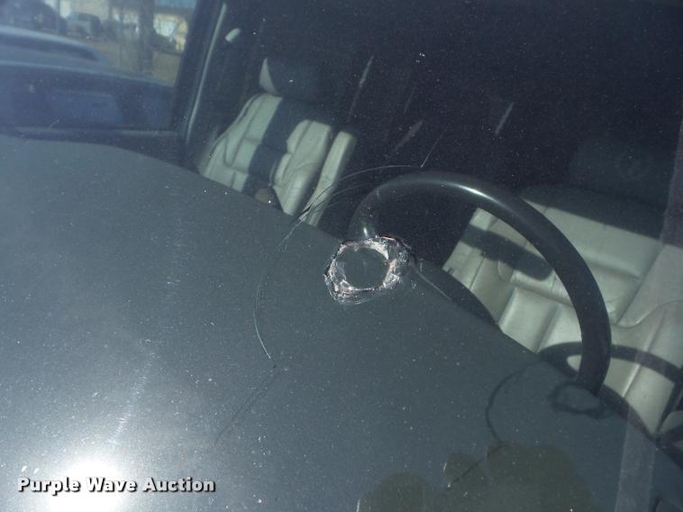 image for item BZ9522 2003 Ford E-150 van