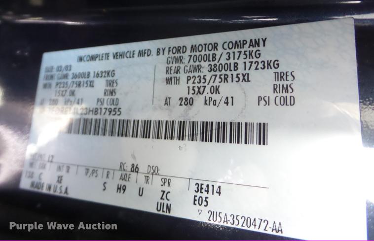 image for item BZ9522 2003 Ford E-150 van