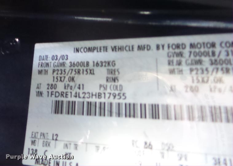 image for item BZ9522 2003 Ford E-150 van