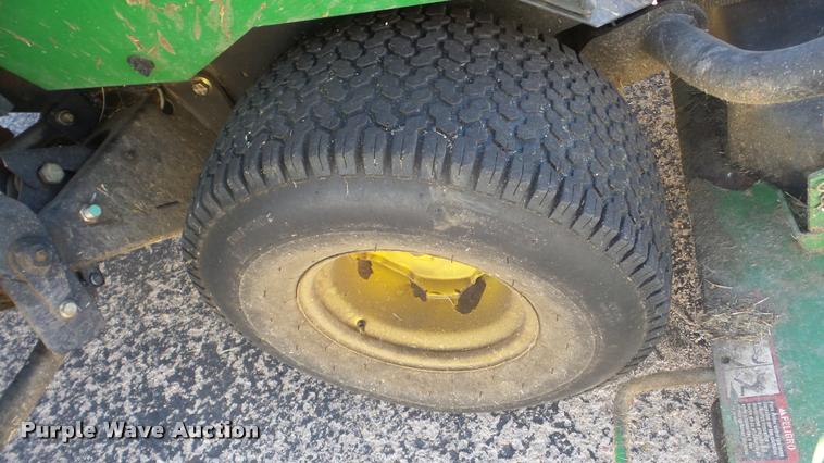 image for item DA2206 John Deere 1600 Turbo ZTR lawn mower