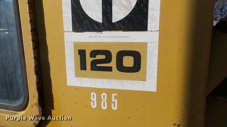 image for item DA2207 Caterpillar 120 motor grader