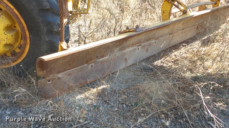 image for item DA2207 Caterpillar 120 motor grader