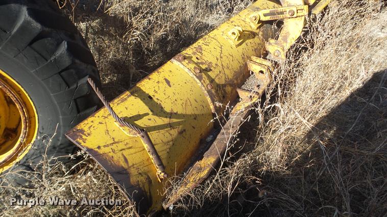 image for item DA2207 Caterpillar 120 motor grader