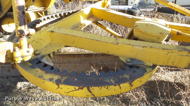 image for item DA2207 Caterpillar 120 motor grader