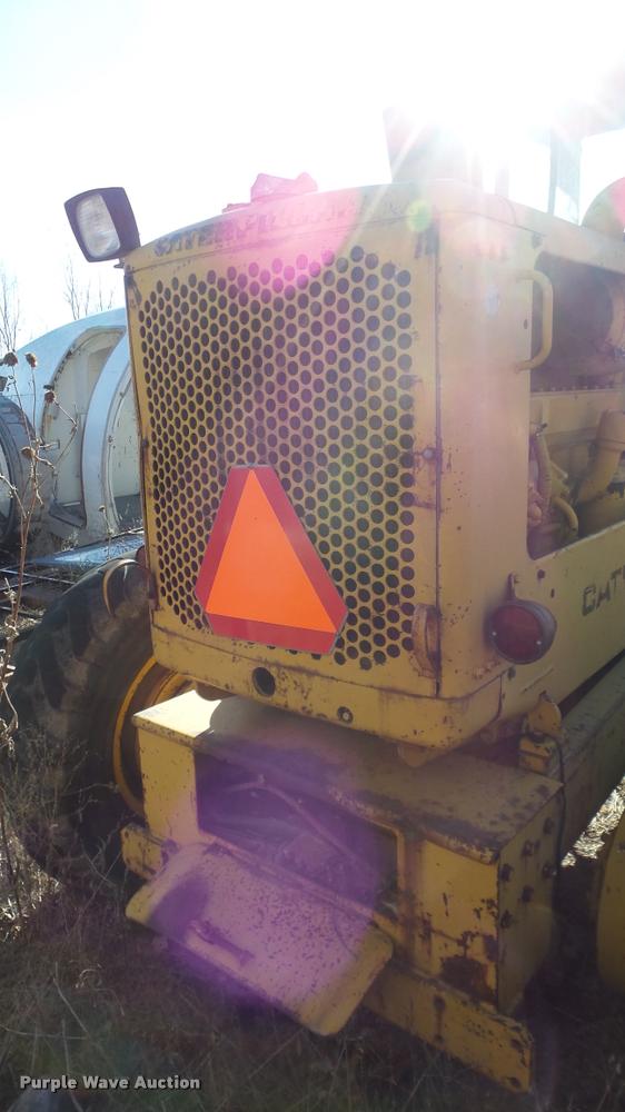 image for item DA2207 Caterpillar 120 motor grader