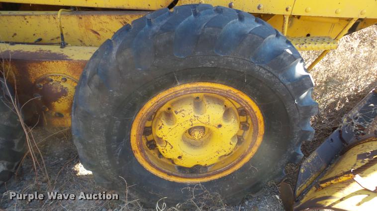 image for item DA2207 Caterpillar 120 motor grader