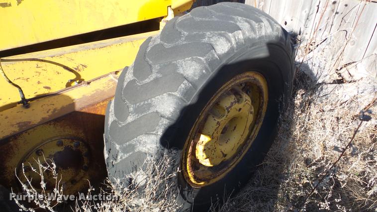 image for item DA2207 Caterpillar 120 motor grader