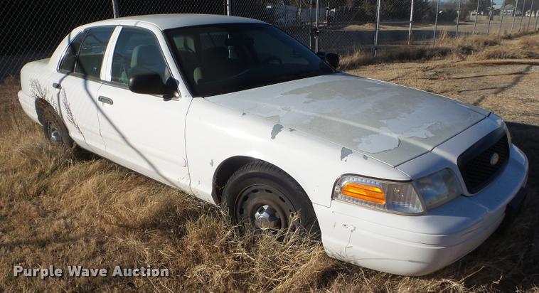image for item DA5115 2003 Ford Crown Victoria Police Interceptor