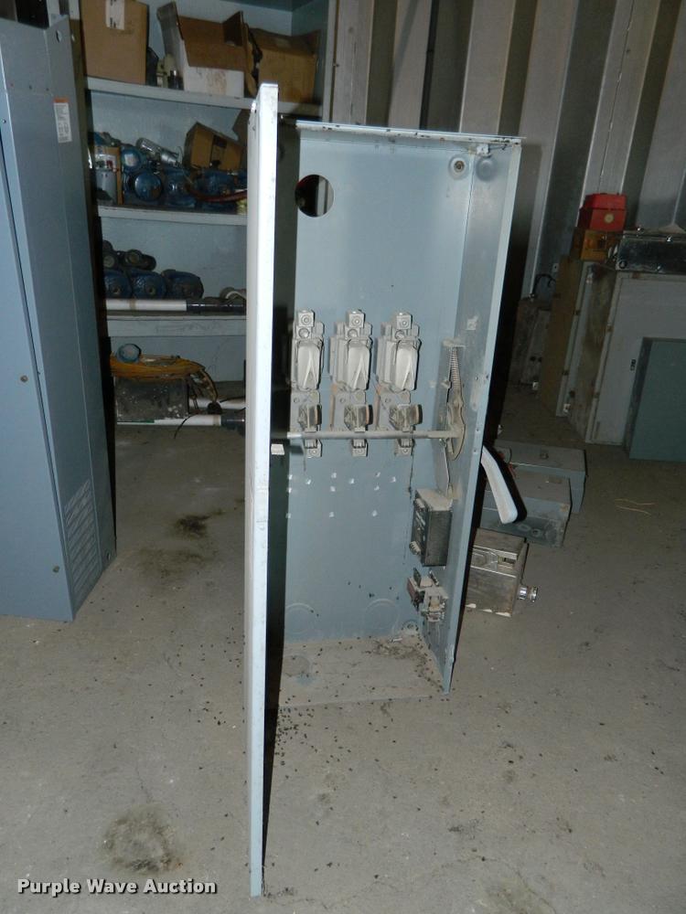 image for item DA9656 Cutler Hammer safety switch