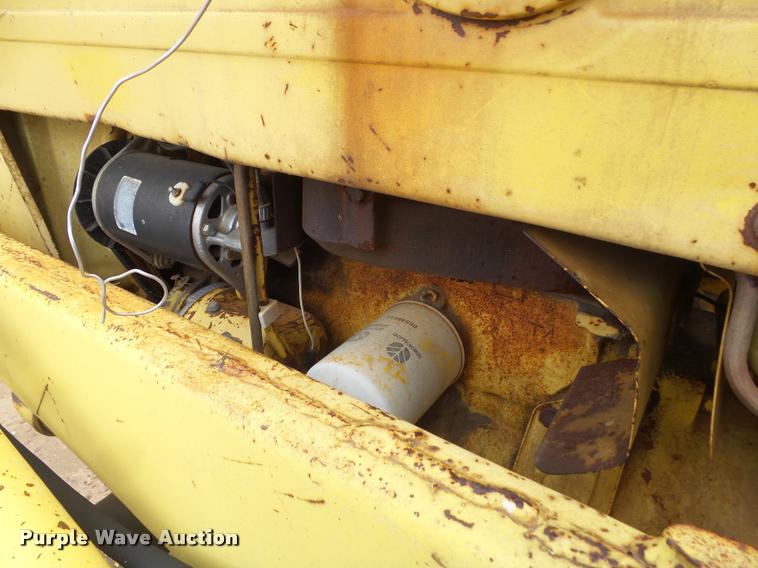 image for item DB1786 1974 Ford 3550 tractor