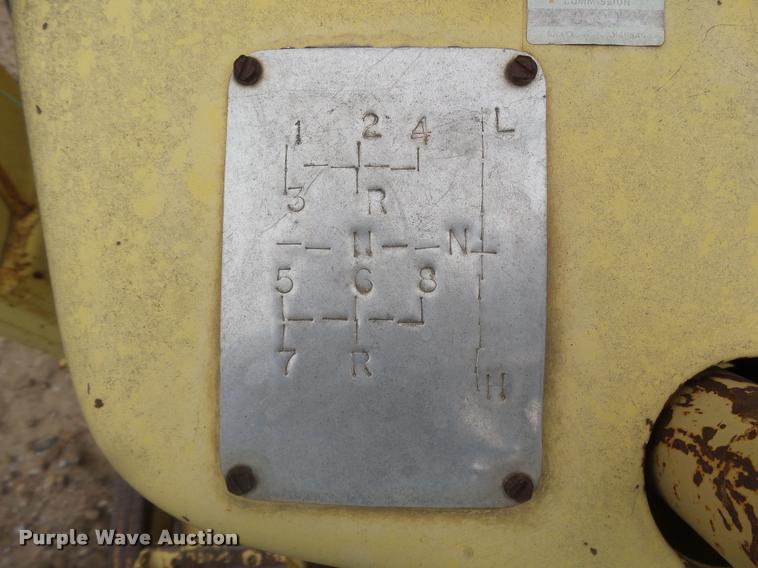 image for item DB1786 1974 Ford 3550 tractor