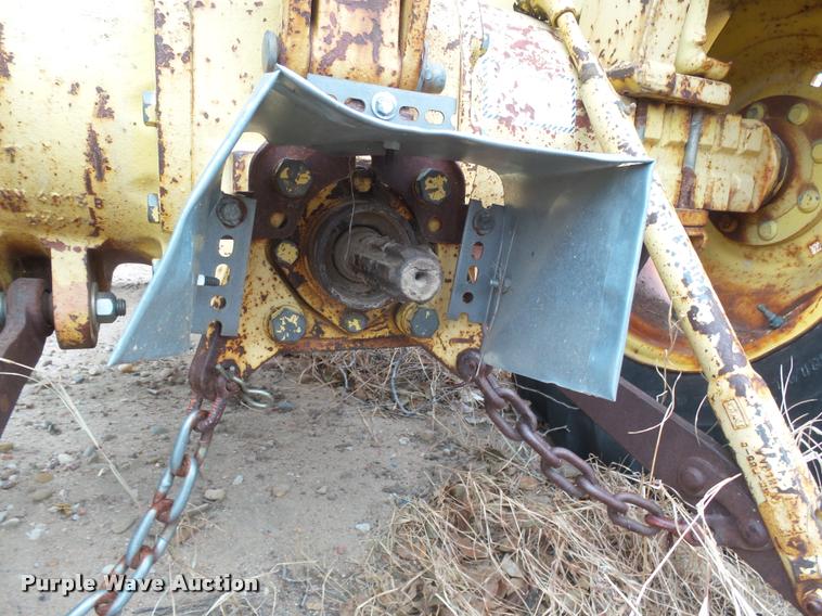 image for item DB1786 1974 Ford 3550 tractor