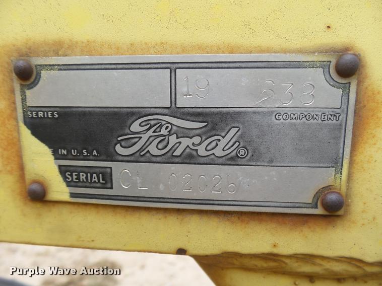 image for item DB1786 1974 Ford 3550 tractor