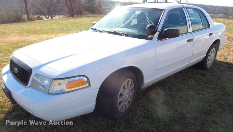 image for item DB2834 2008 Ford Crown Victoria Police Interceptor
