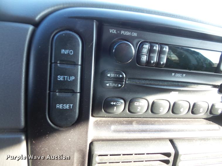 image for item DB2835 2005 Ford Explorer SUV