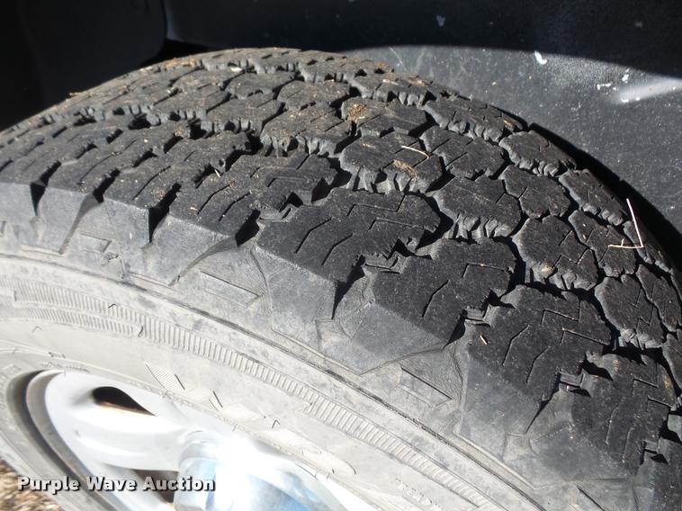 image for item DB2835 2005 Ford Explorer SUV