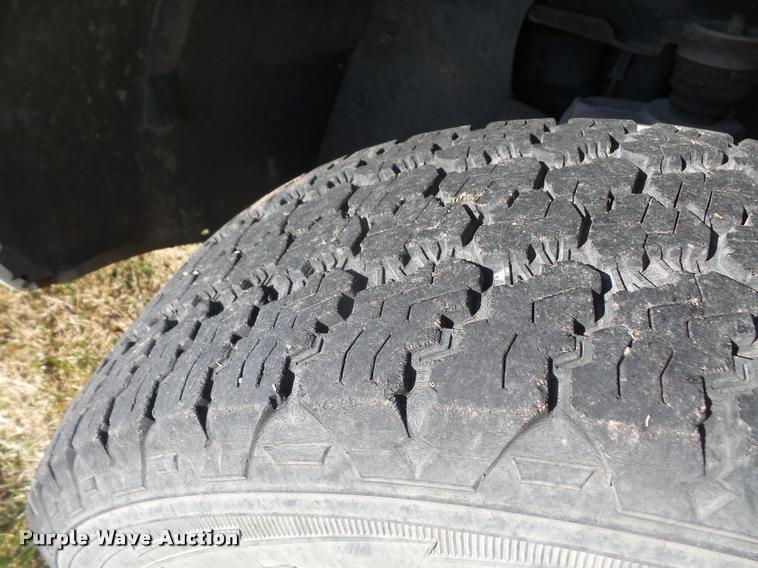 image for item DB2835 2005 Ford Explorer SUV