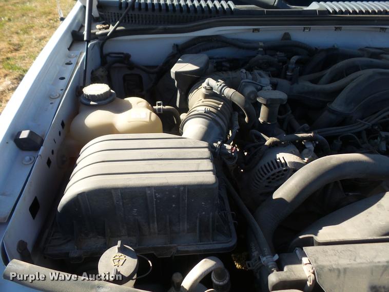 image for item DB2835 2005 Ford Explorer SUV